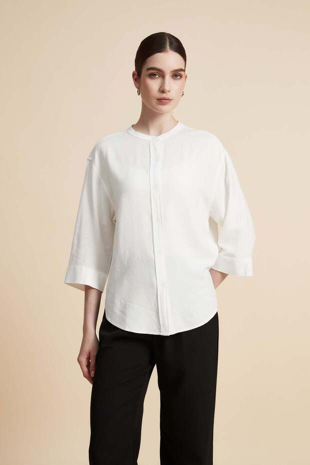 بلوزة سادة بأزرار أمامية - 1