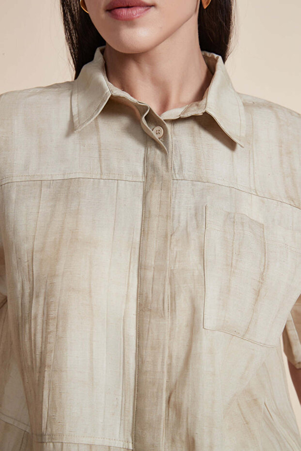 بلوزة سادة بأكمام قصيرة مكشكشة - 3