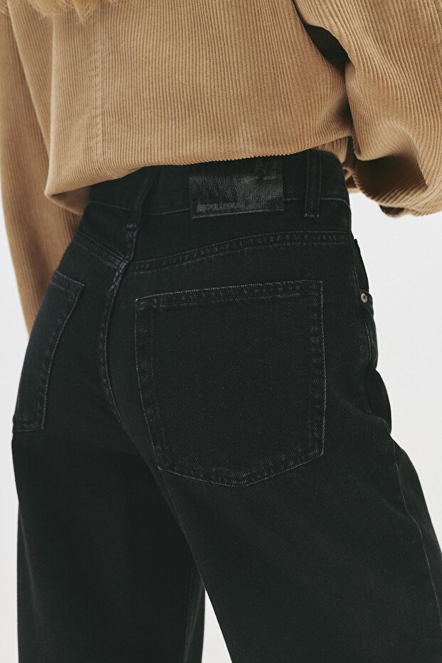 Çapraz kemerli geniş paça jean - 6