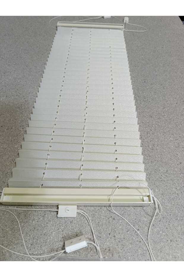 CAM BALKON VE PVC KAPI & PENCERE PİLİSELİ PERDE VİDALI - 2