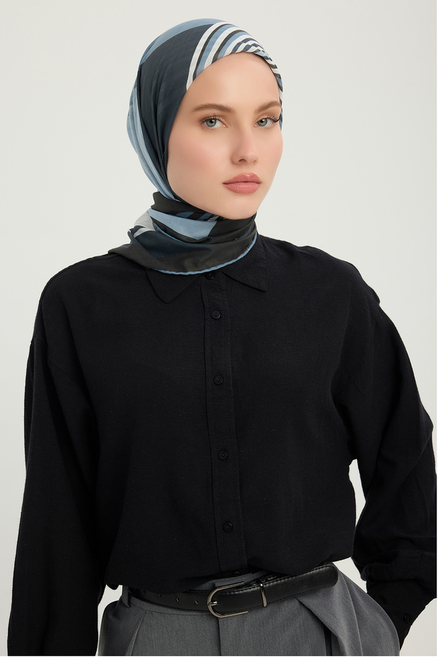 ليل ونهار - أزرق - وشاح منقوش من إيفيليا - 90x90 سم