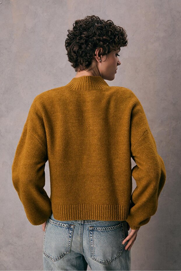 Fermuarlı triko kazak - 5