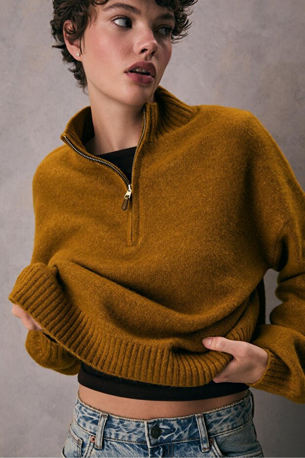 Fermuarlı triko kazak - 1