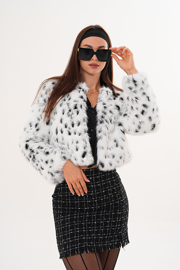 سترة كروب بوي ذات ياقة أساسية وفرو - 3