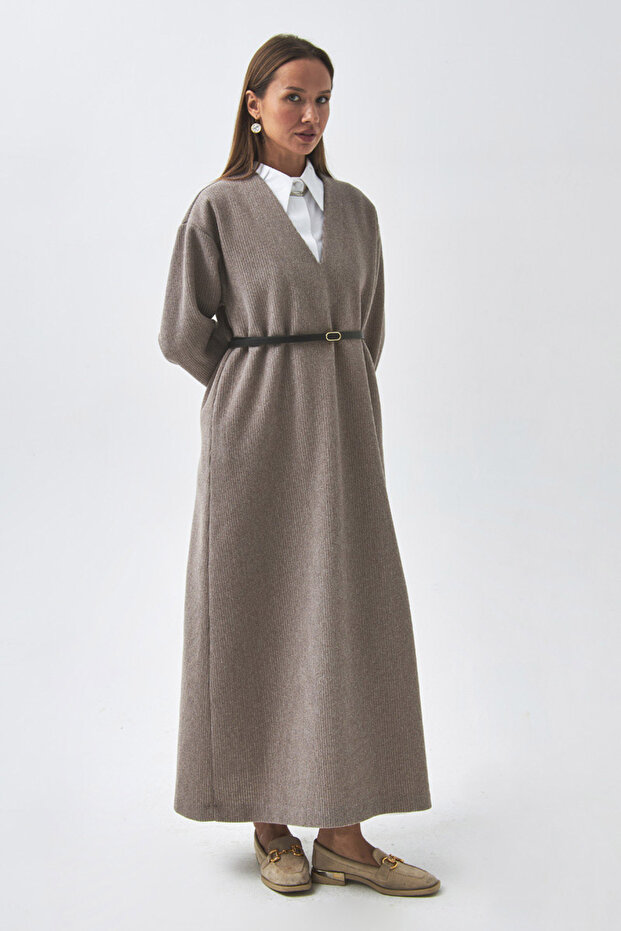 V Yaka Çizgi Dokulu Elbise Vizon - 7