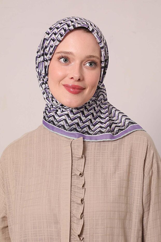 Purple Zigzag Pattern Soft Scarf - 3