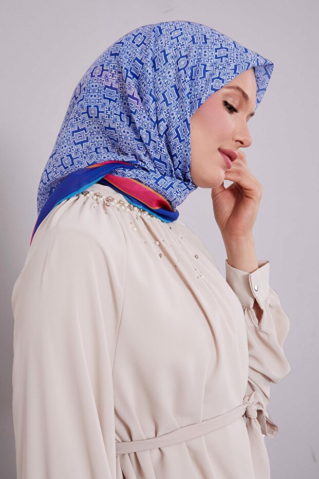 وشاح ناعم بنمط بازل من ساكس - 1