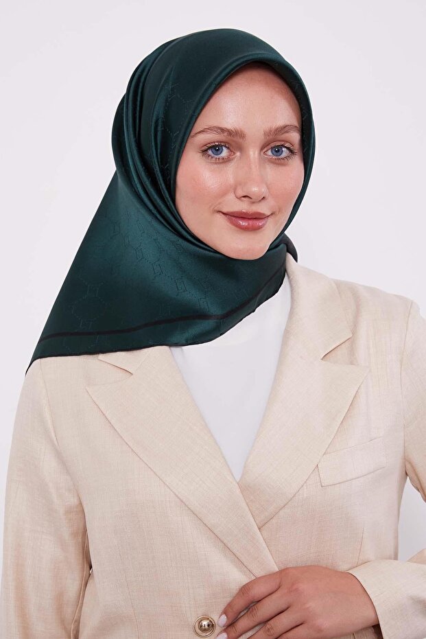 Emerald Honeycomb Pattern Monogram Silk Scarf - 3