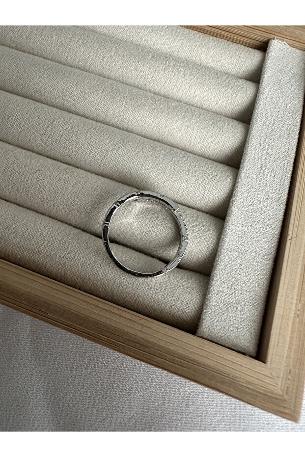 Silver Color Triangle Patterned Wrap Ring - 2