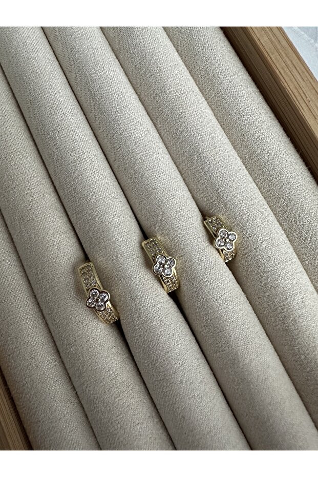 Gold 3'lü Yonca Küpe Seti - 3