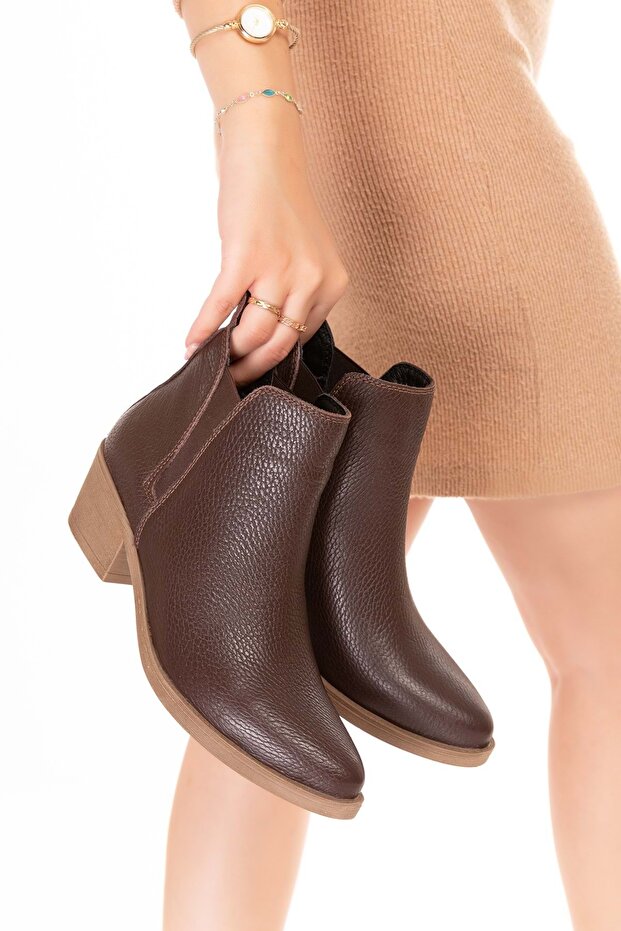Genuine Leather Daily Stylish Boots Ozelina Brown