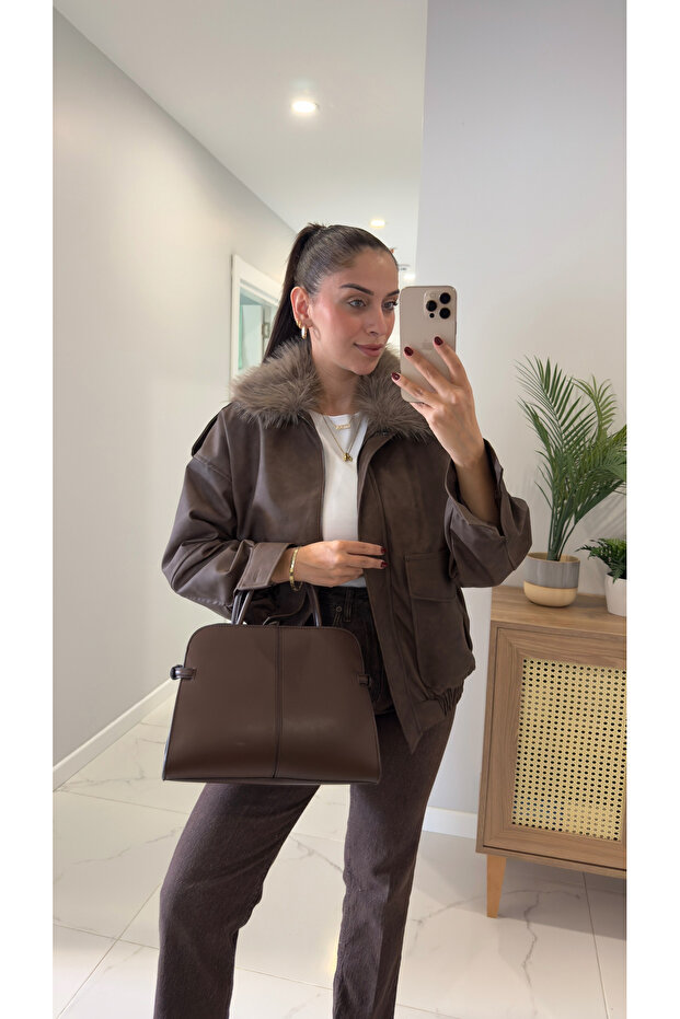 Onda Bitter Brown Leather Jacket with Removable Fur Collar