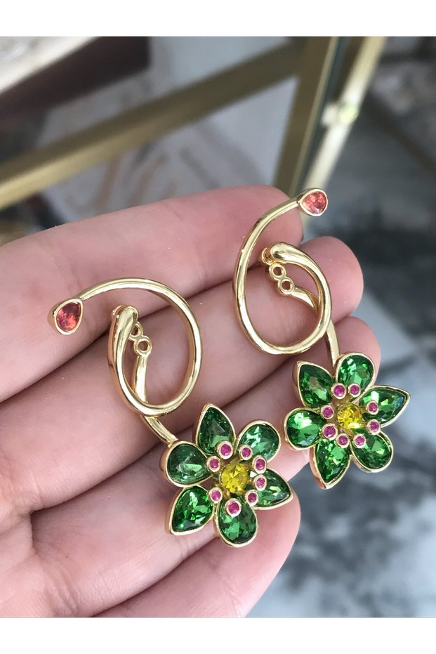 Colorful Design Flower Model Earrings