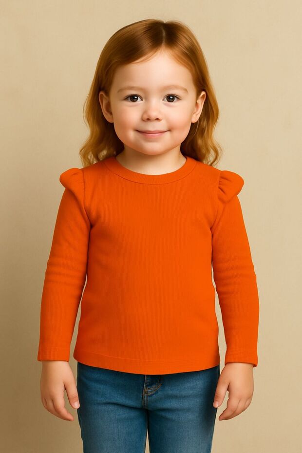 Bluz with Ribbed Ruffle Detail