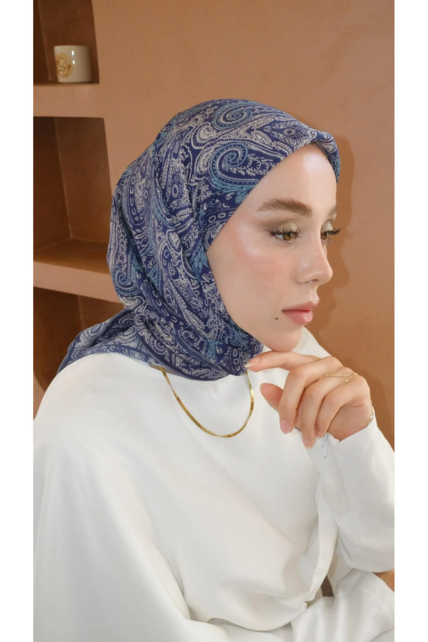 Vestra Pattern Scarf