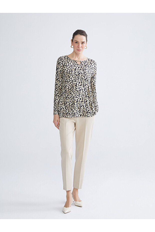 Crew Neck Patterned Blouse - 3