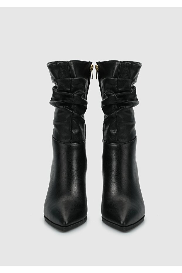 Siyah Kadın Bot - 3