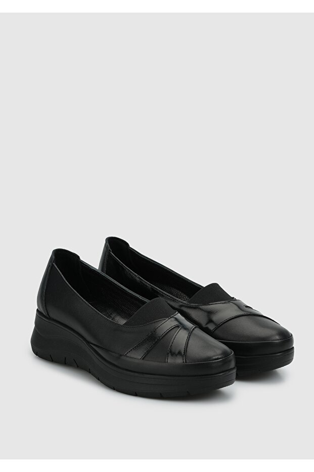 Siyah Deri Kadın Ayakkabı - 2