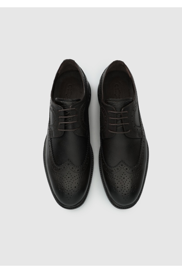 أحذية رجالية من الجلد البني - 5