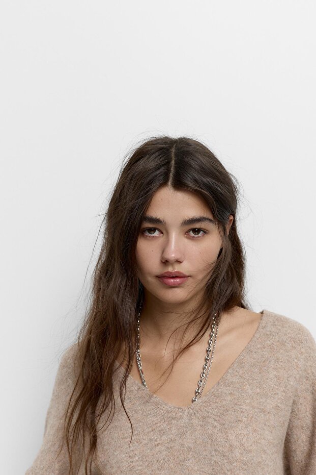 Yumuşak yakalı triko kazak - 6