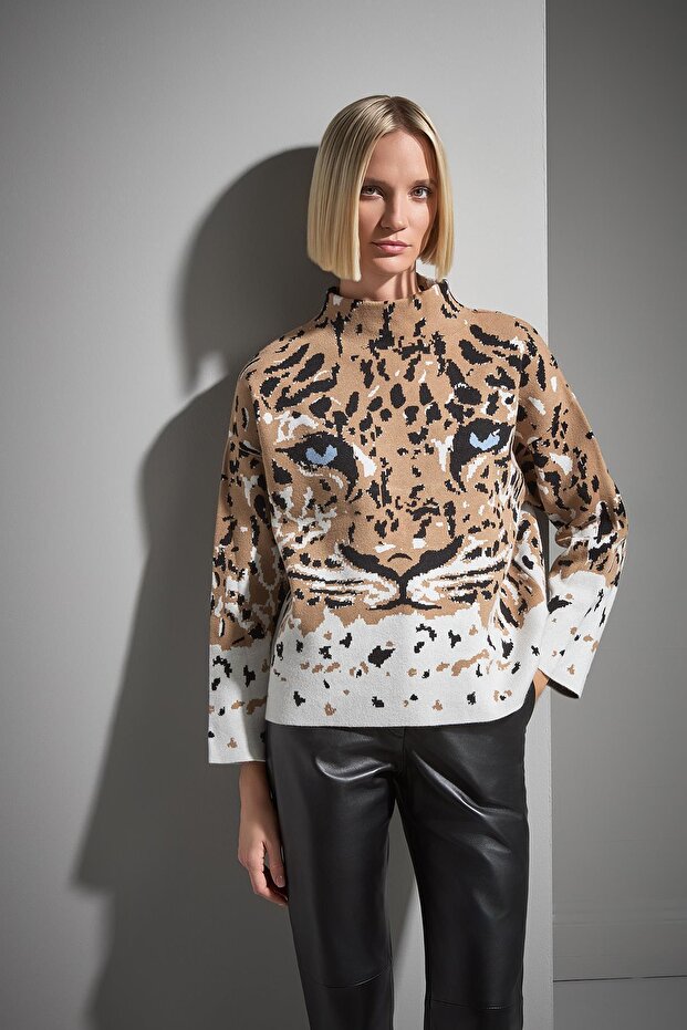 High Neck Lion Patterned Multi Knit Sweater - 1