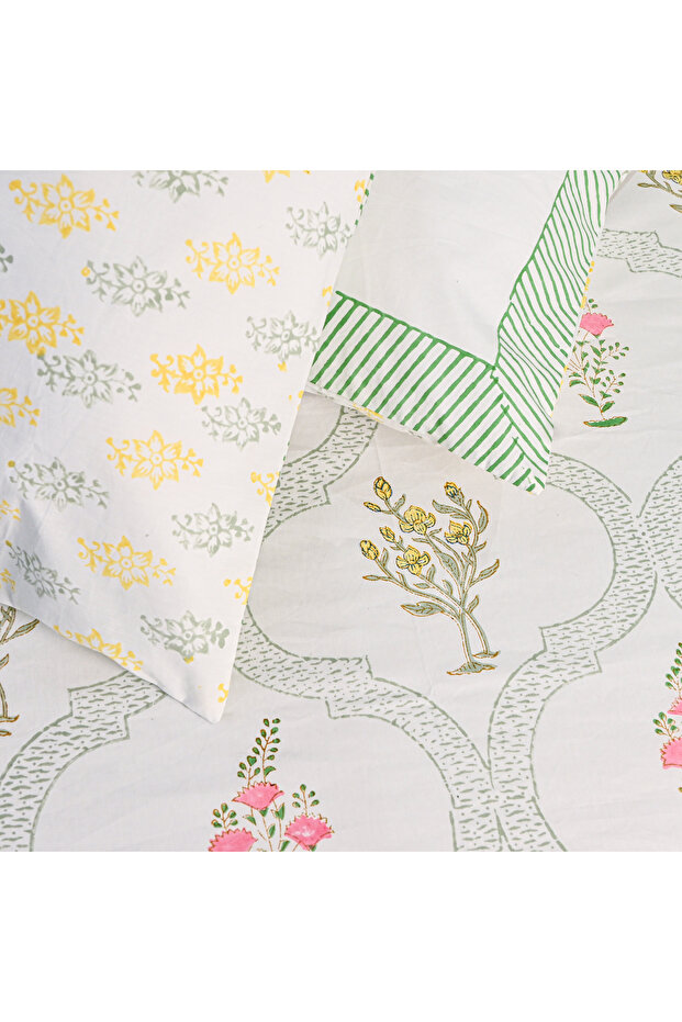 Heritage Block Print 100% Cotton Percale Bedsheet with 2 Pillowcases