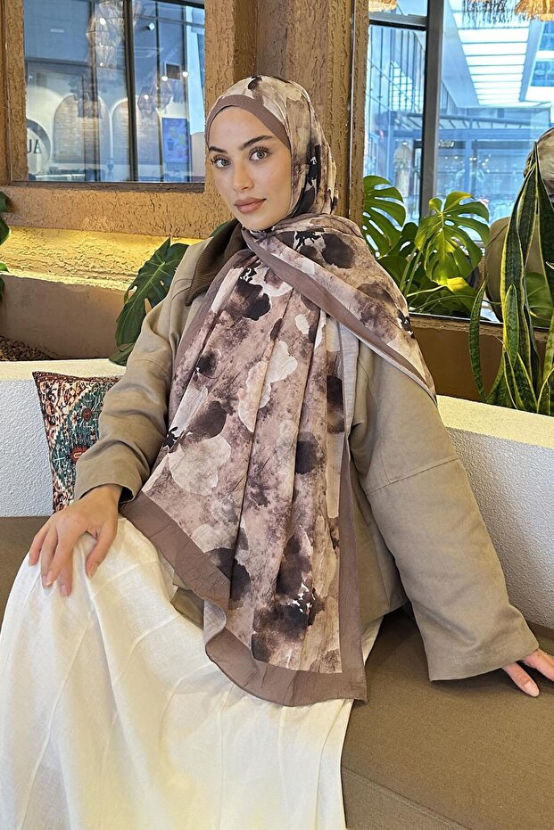 Batik Floral Pattern Bamboo Shawl Earth