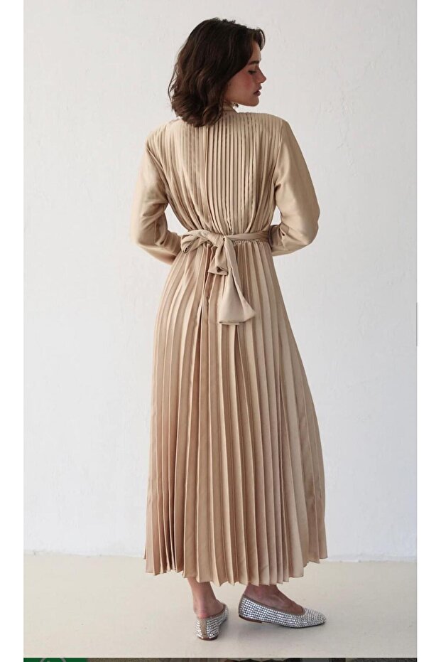 PİLİSELİ SATEN ELBİSE - 6