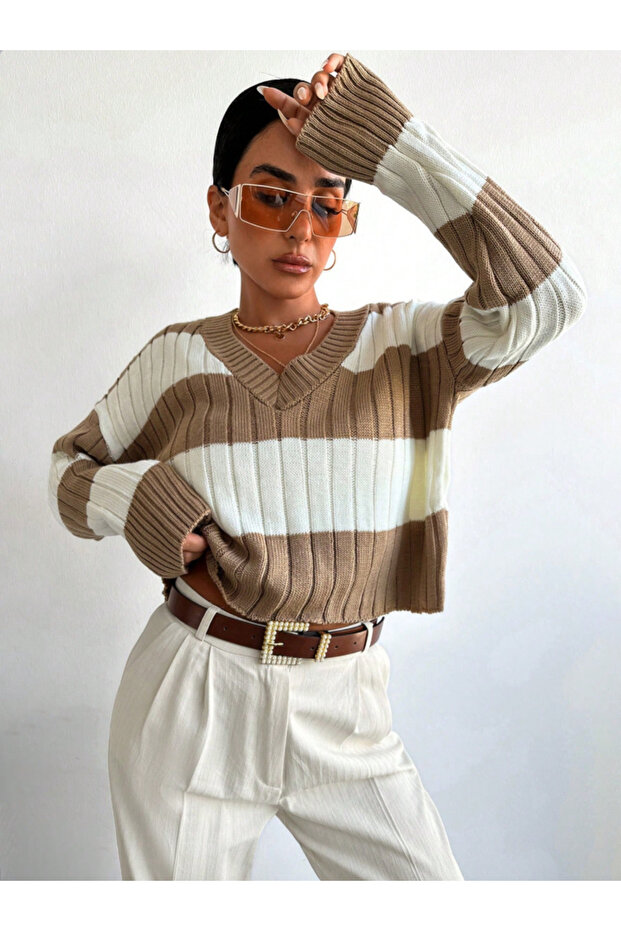 سترة نسائية مخططة مريحة