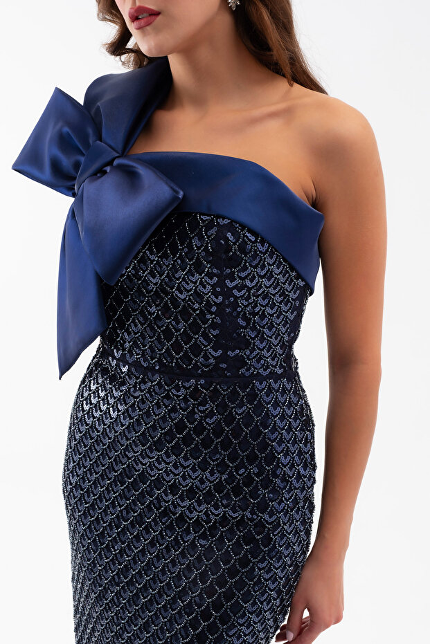 Kadın Lacivert Tek Omuz Boncuklu Midi Gece Elbisesi - 6