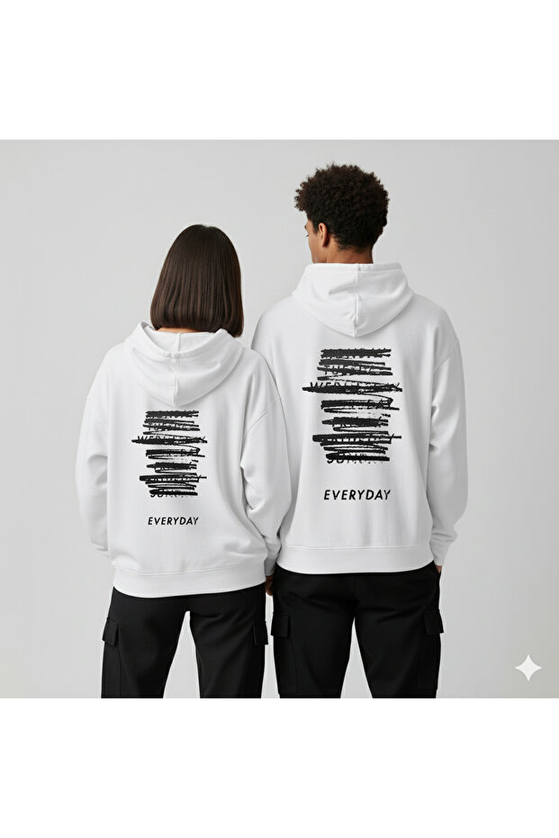 سويت شيرت أبيض كبير الحجم للزوجين من Everyday Print