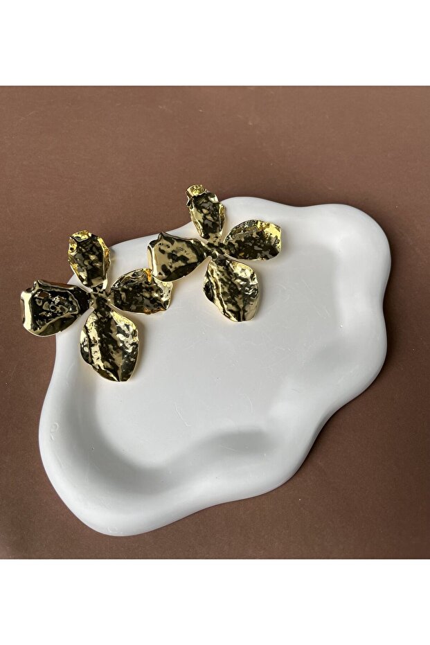 أقراط كبيرة بنمط أوراق الشجر - 4