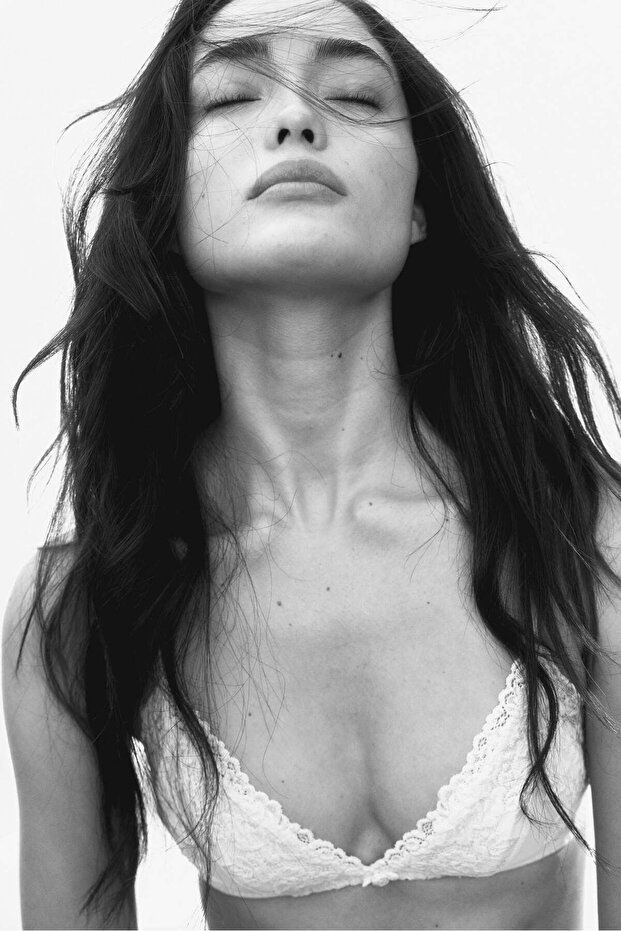 حمالة صدر مبطنة من الدانتيل الناعم - 1