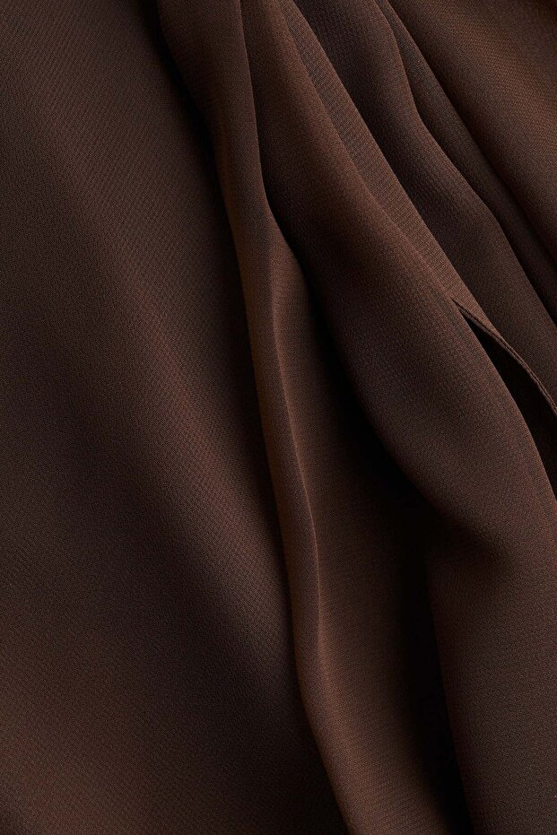 بلوزة شيفون برباط على الرقبة - 8