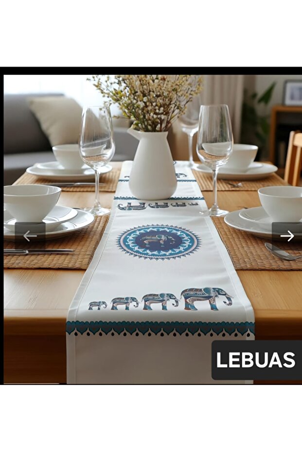 ممر مزين بنقشة الفيل من ميلينا - 1