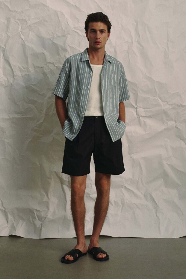 Relaxed Fit Linen-blend shorts