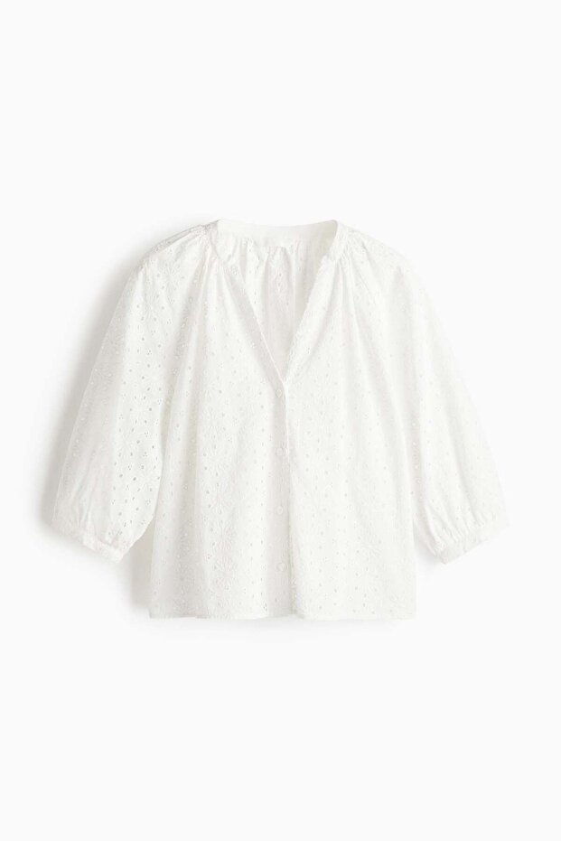Broderie anglaise blouse