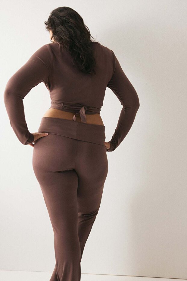 Soft-touch flared trousers - 5