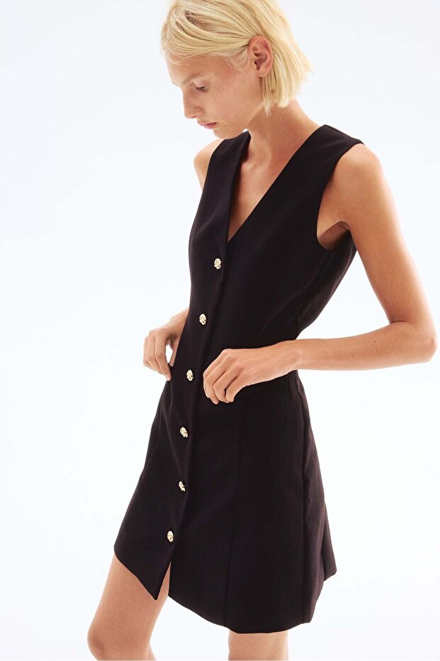 فستان بأزرار أمامية - 5