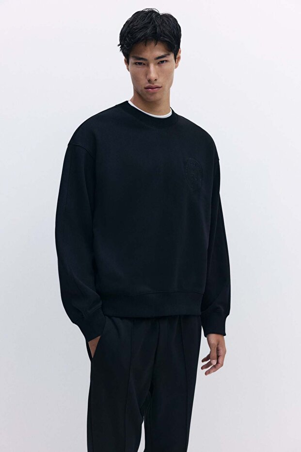 سويت شيرت مطبوع بمقاس عادي - 4