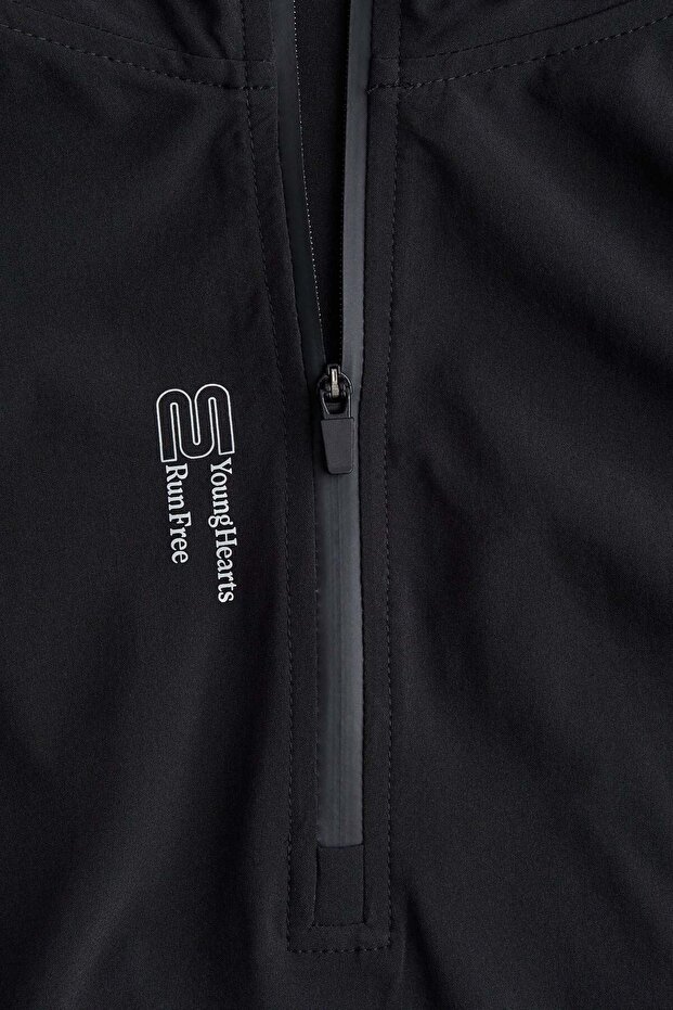 Running jacket with DryMove™ - 2