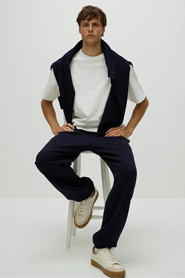Regular Fit Joggers - 4