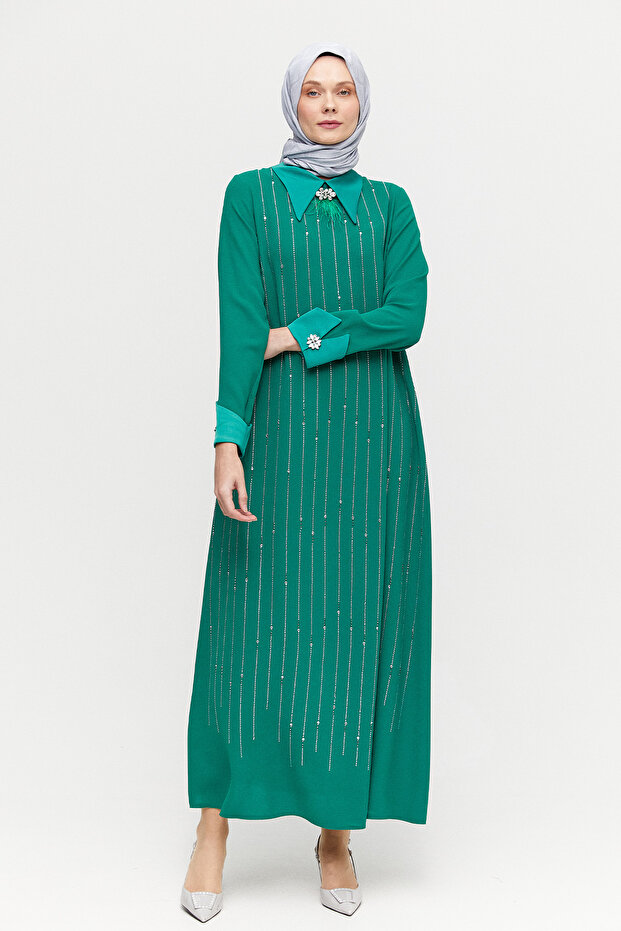 Taş İşlemeli Şık Elbise - 3