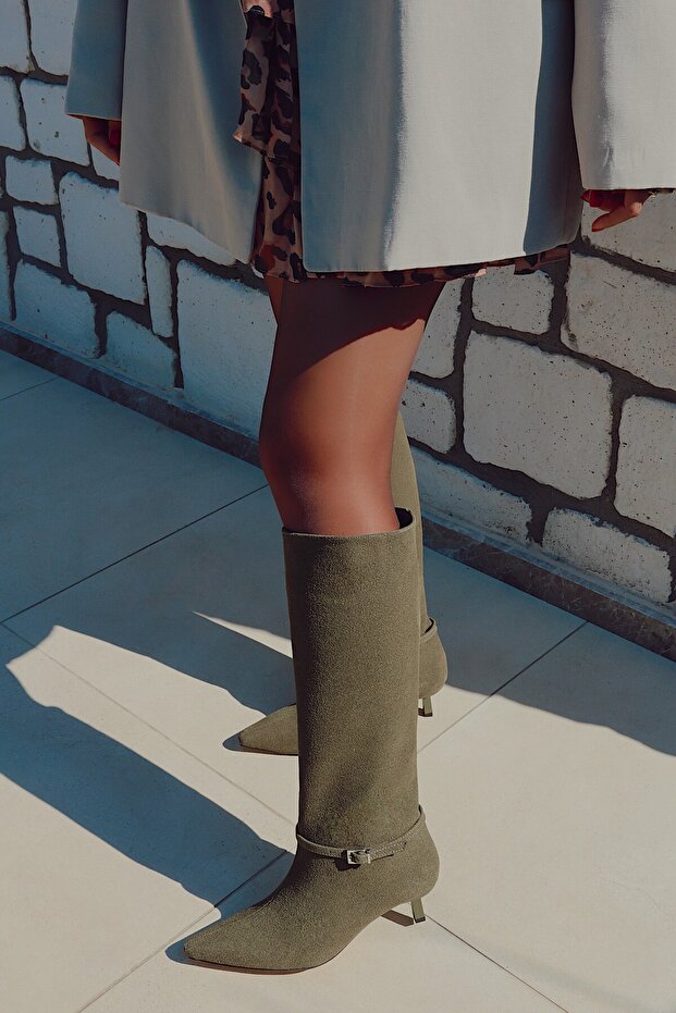 Fall Kitten Heel Below-The-Knee Pointed Toe Piping Tape Detail Matte Leather Women's Boots Khaki Suede