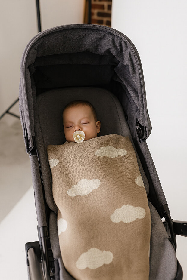 Cloud Patterned Knitwear Baby Blanket 90X90Cm
