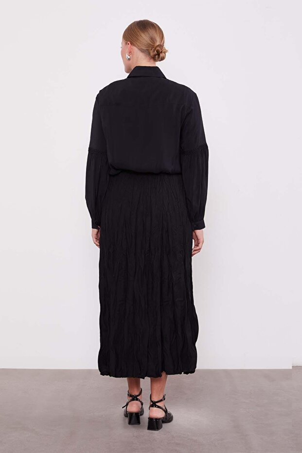 Siyah Kırışık Model Etek - 4