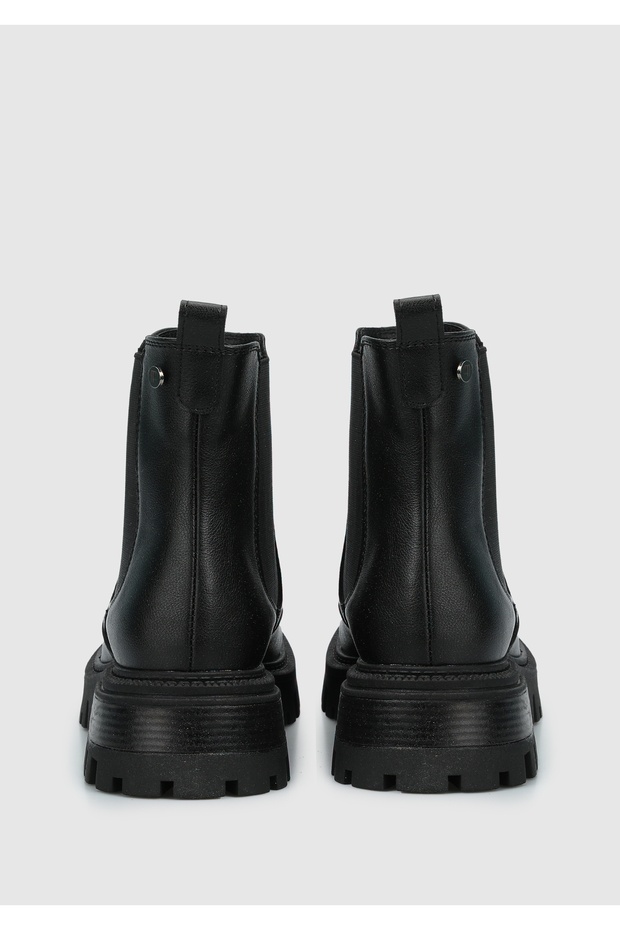 Siyah Kadın Bot - 4