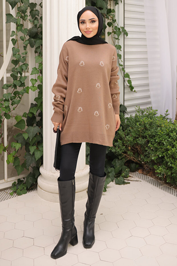 Mink Heart Embroidered Knit Sweater
