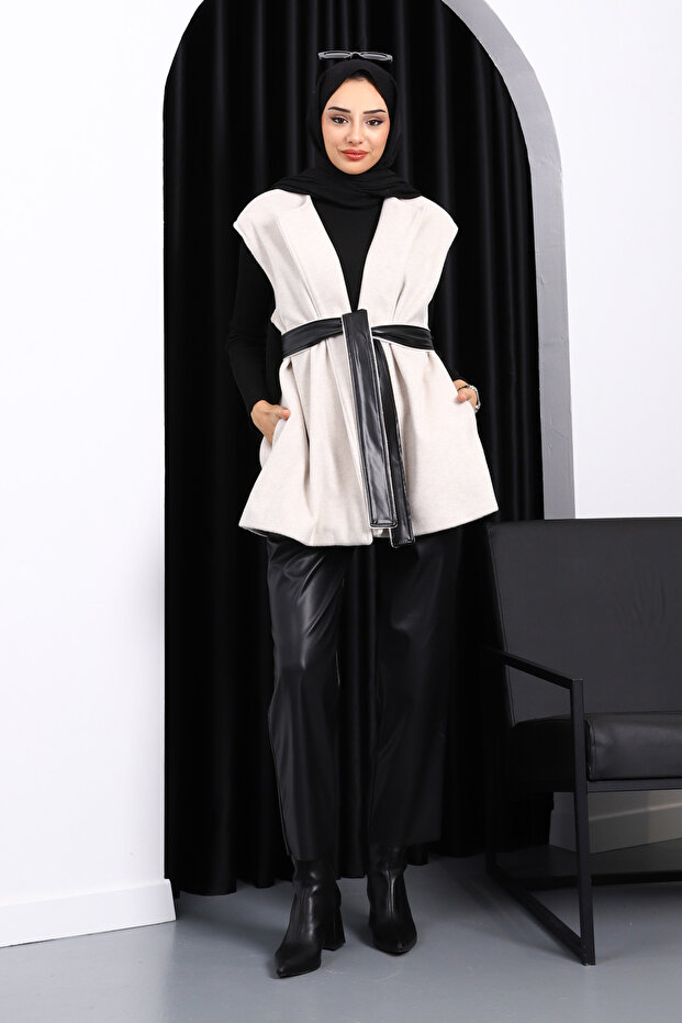 Stone Belted Double Pocket Cashmere Vest