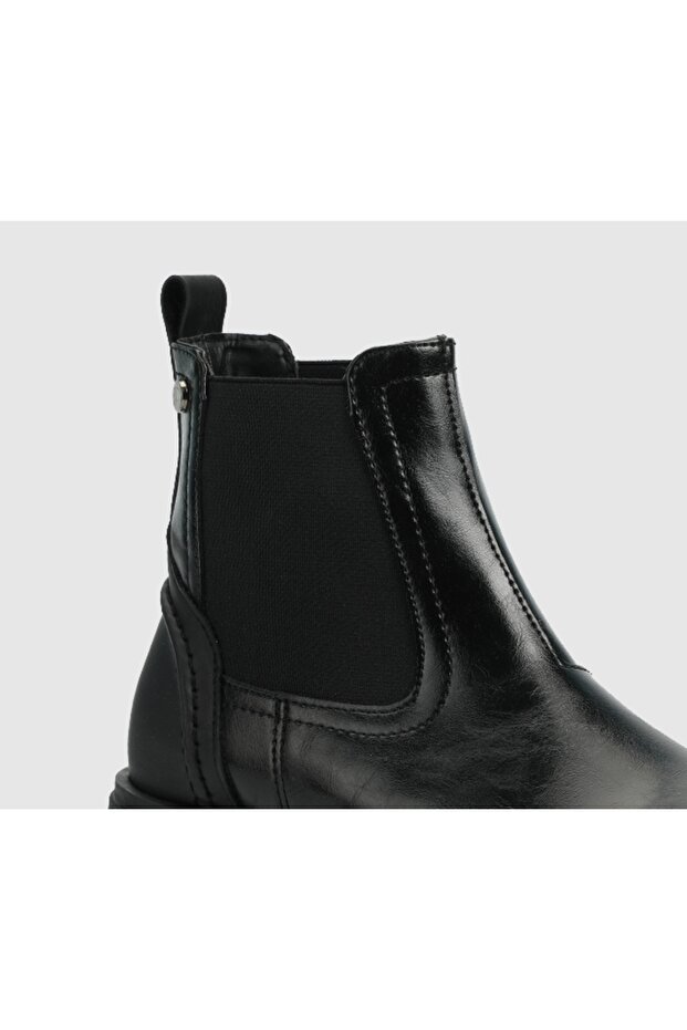 Siyah Kadın Bot - 5